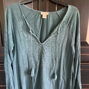 Lucky Brand Distressed in color light greenish gray